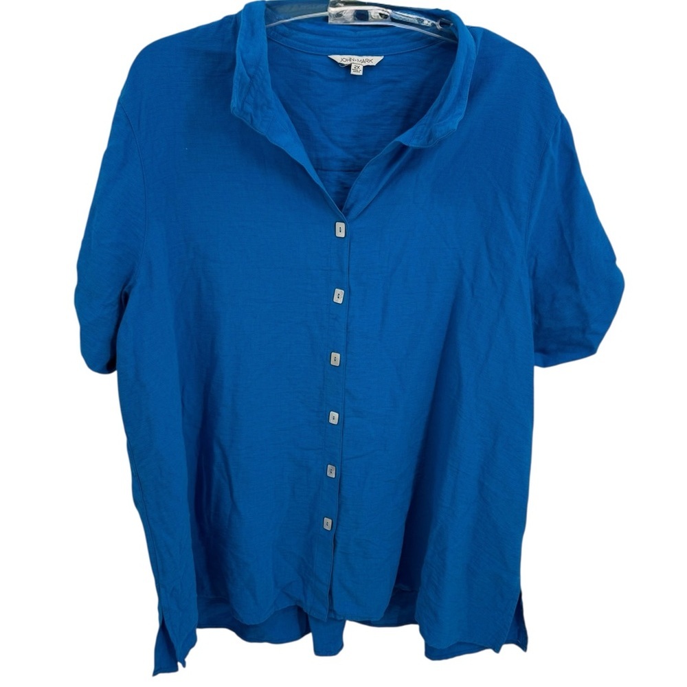 John Mark Women’s Short Sleeve Button Up Blouse Blue Size 2X Back Zip Collared
